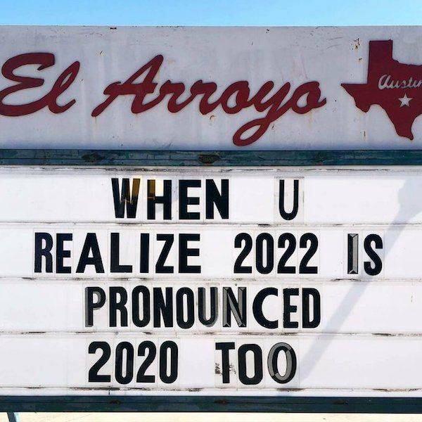 “El Arroyo” Has The Funniest Signs In The US!