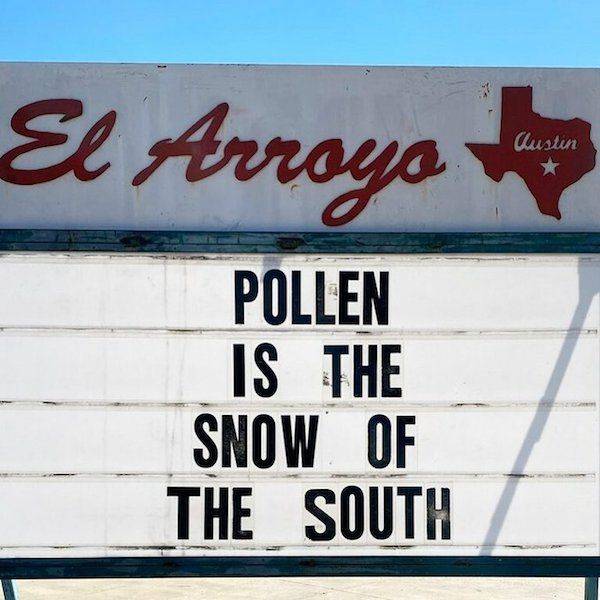 “El Arroyo” Has The Funniest Signs In The US!