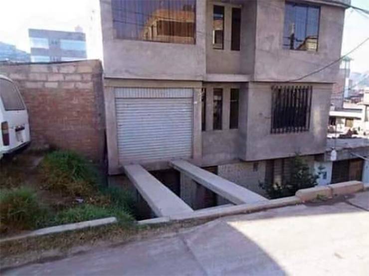 They Should Have Hired An Architect…