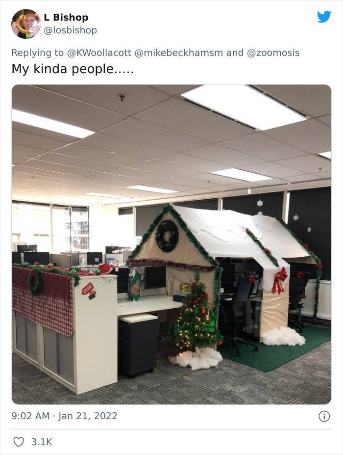 People Who Decided To Decorate Their Office Cubicles