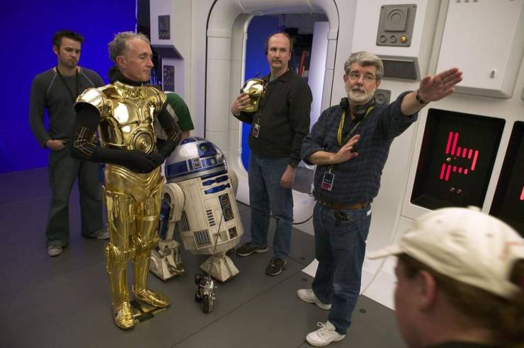 Even More Behind-The-Scenes Photos From “Star Wars: Revenge Of The Sith”!