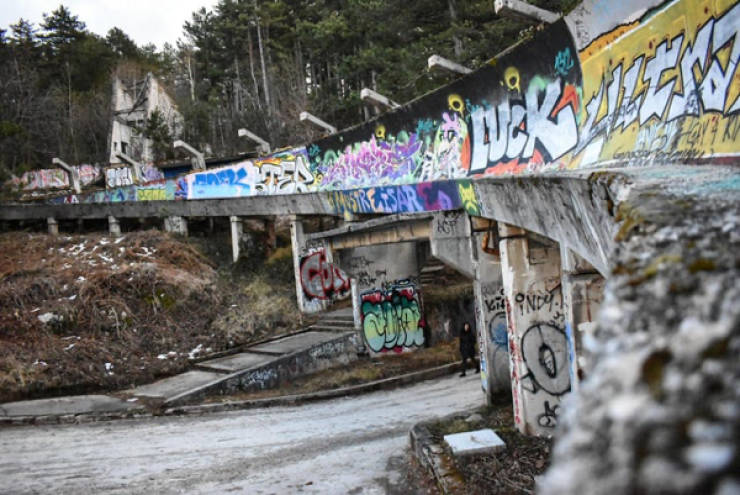 These Abandoned Places Are Weirdly Exciting!