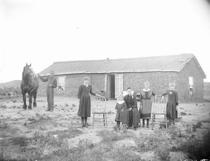 Great Plains Settlers, By Solomon Butcher