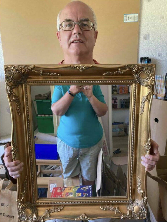 Just Trying To Sell A Mirror…