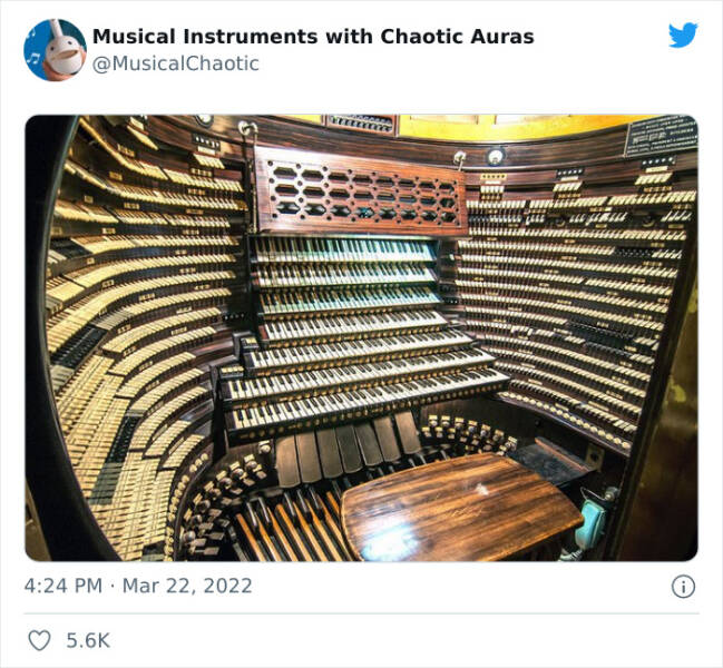 Musical Instruments With Chaotic Auras