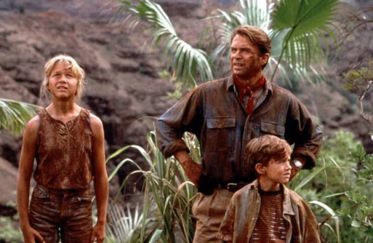Remember The Little Girl From “Jurassic Park”? Here She Is Now At Age 42