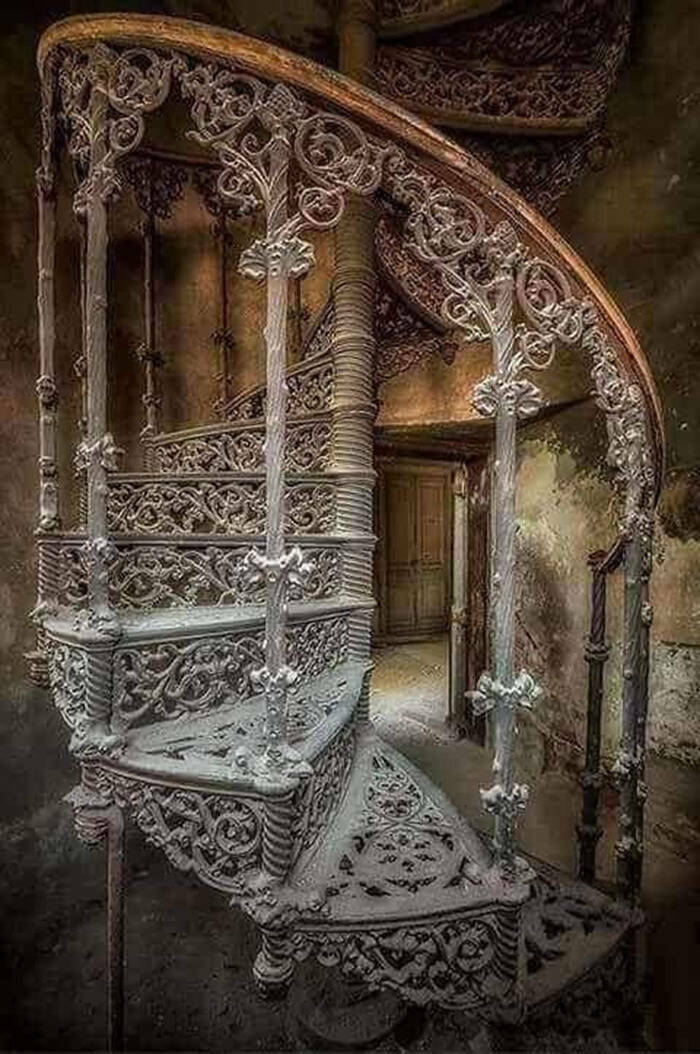 Abandoned Places Are Beautiful!