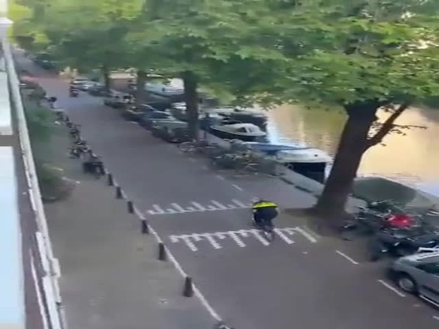 Dutch Police Chase