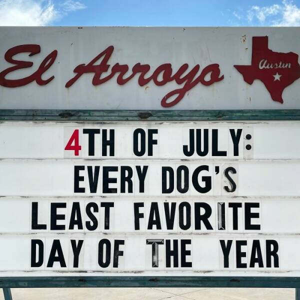 “El Arroyo” Signs Are Back!