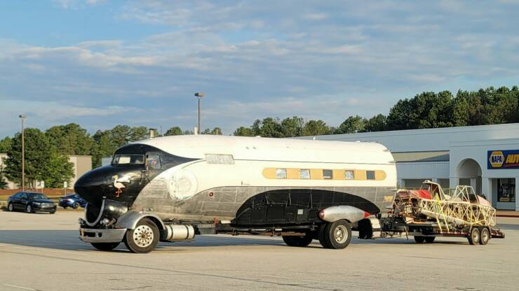 All Sorts Of Crazy Vehicles Are Here!