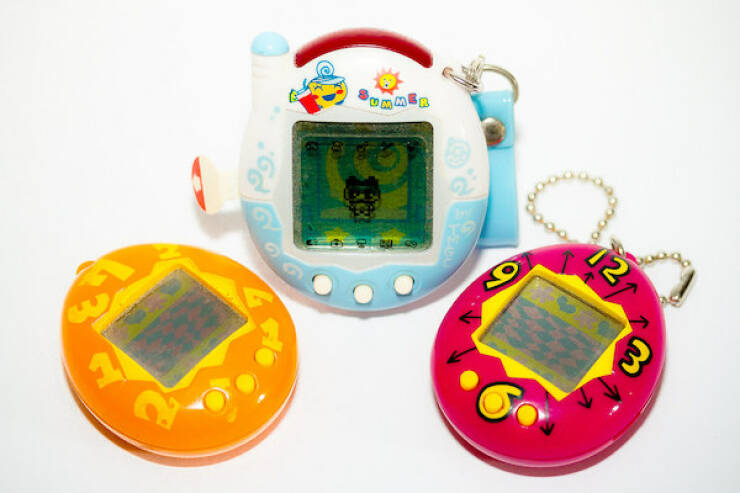 Some Of The Hottest Toys From 25 Years Ago