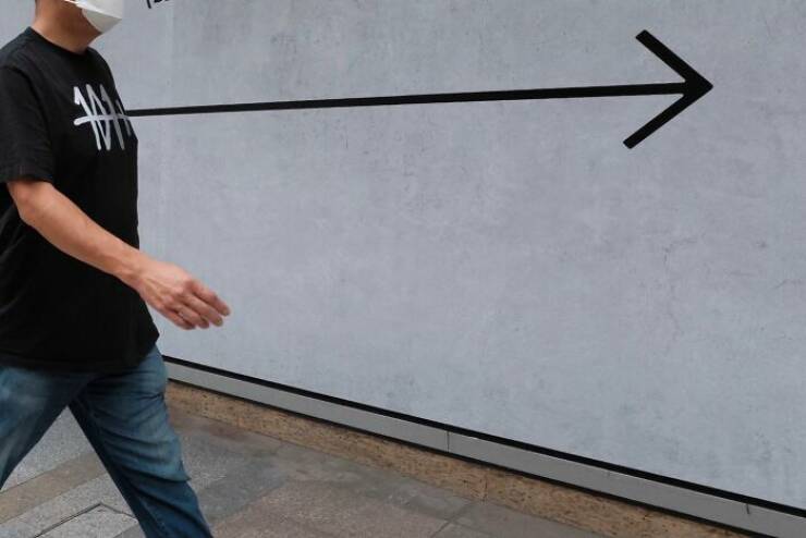 Cool Coincidences Caught On Camera By Street Photographer Edas Wong