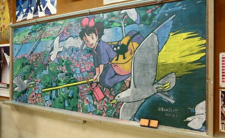This Teacher Has Some Really Impressive Chalkboard Art Skills!