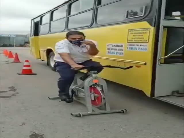 Mexican Bus Drivers Seeing What Its Like To Be A Cyclist On The Road