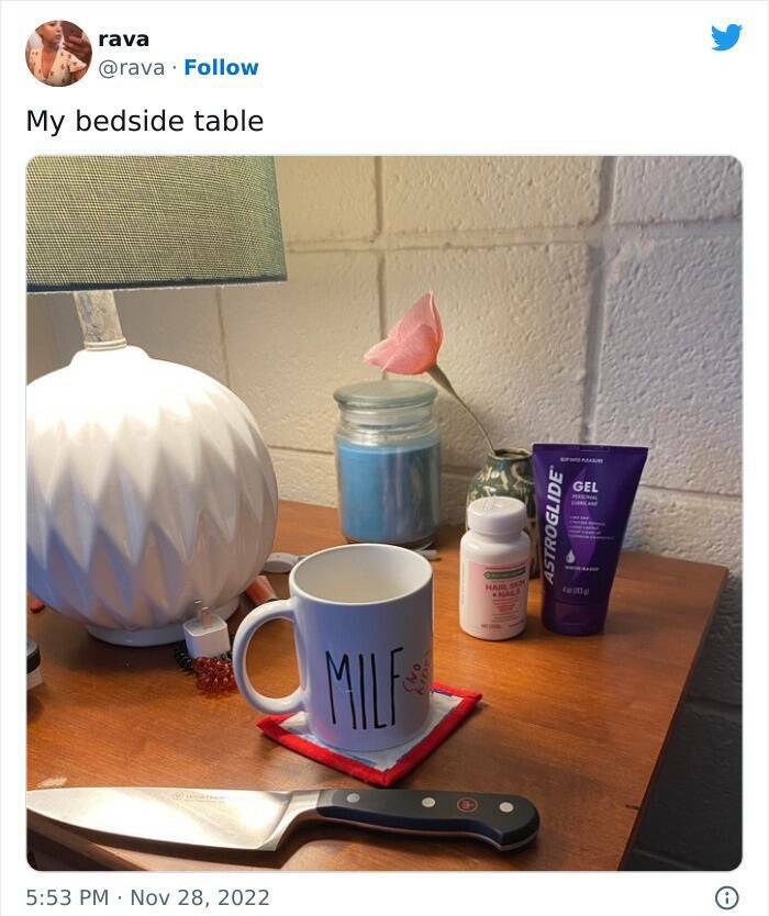 Memes About Elon Musk’s Bedside Table