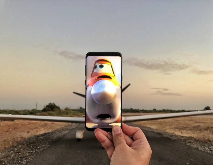 Photographer Brings Everyday Objects To Life With Zero Editing