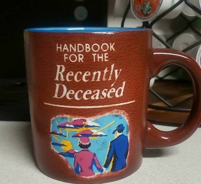 People Share Their Unusual Mugs