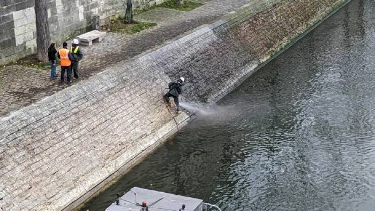 Power Washing Photos Are So Satisfying!