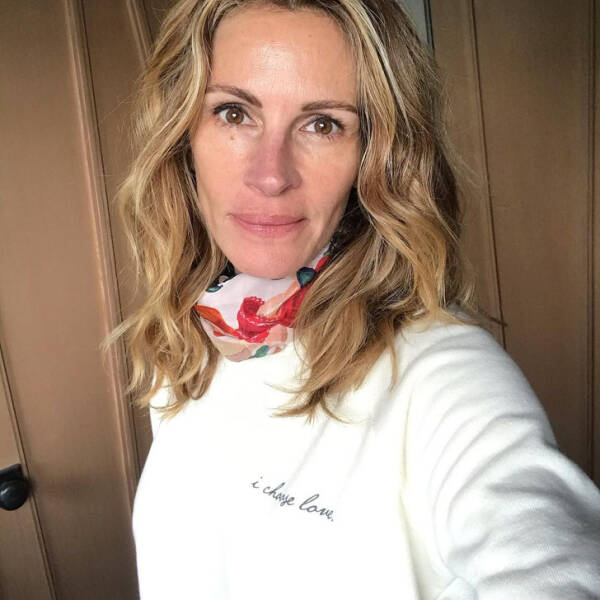 Celebrities Who Don’t Need Filters And Retouching Even After 50 Celebrities Who Don’t Need Filters And Retouching Even After 50