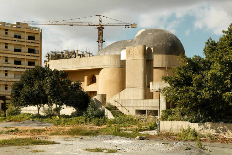 Varosha, Famagusta (Cyprus): The Largest Ghost Town In The World