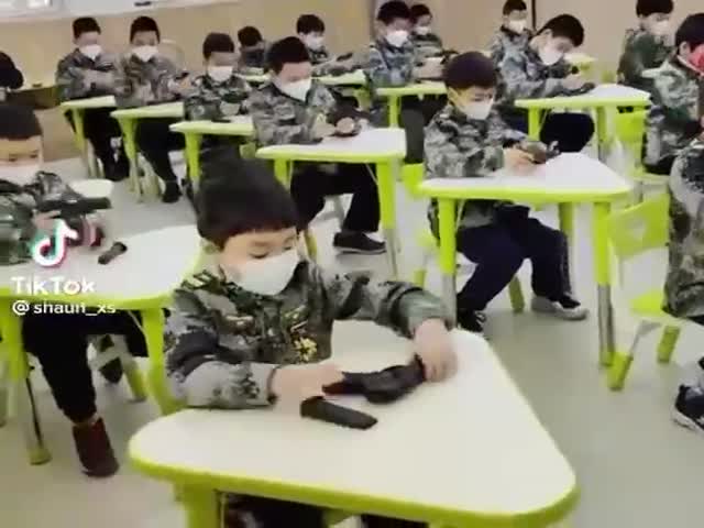 An Ordinary Day At Chinese School