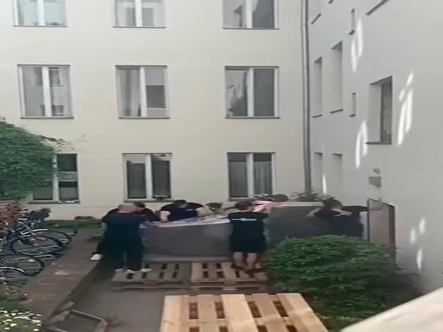 Delivery Of The Grand Piano