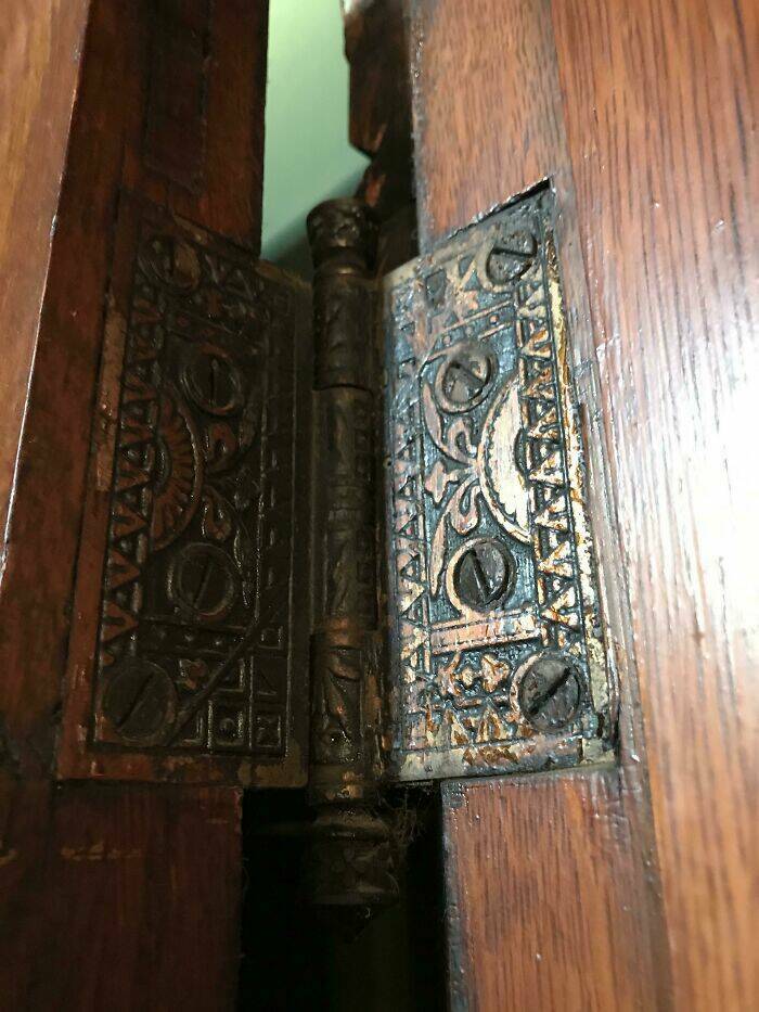 Preserving The Past: Stunning Pictures Of Old Homes Still In Use