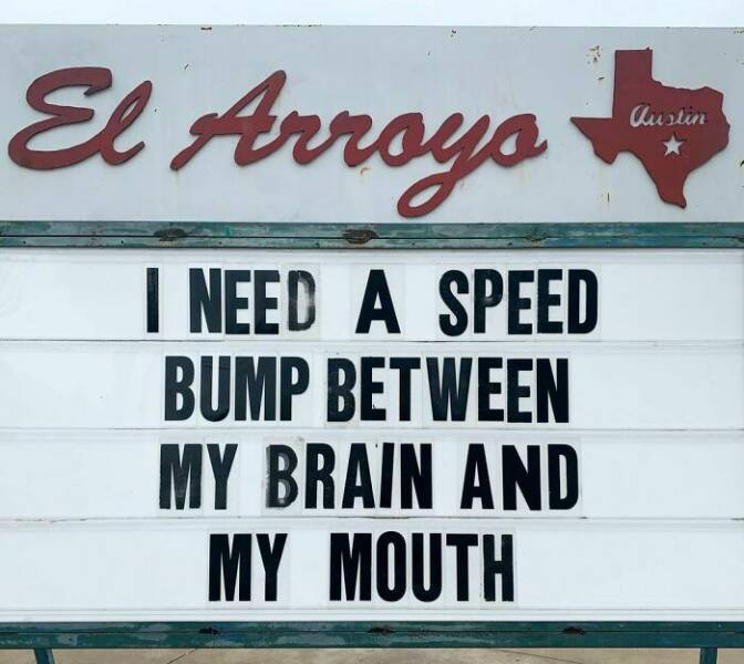 El Arroyo Signs Are Back Again…