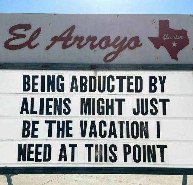 El Arroyo Signs Are Back Again…