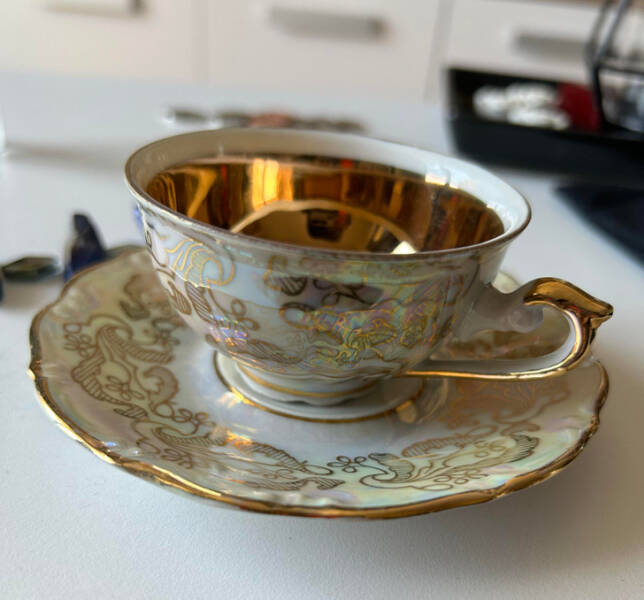 Fortunate Findings: Extraordinary Treasures Unearthed At Flea Markets
