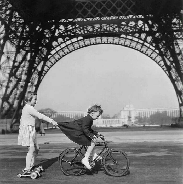 Street Photography Delights: Amusing Moments Captured In Time Street Photography Delights: Amusing Moments Captured In Time