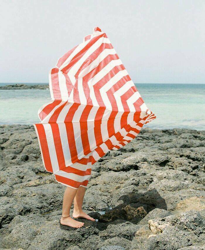 Street Photography Delights: Amusing Moments Captured In Time Street Photography Delights: Amusing Moments Captured In Time