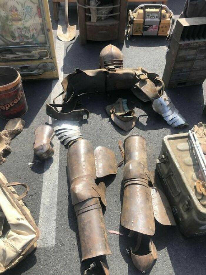 Bizarre Secondhand Finds: Join The Quirkiest Collection Bizarre Secondhand Finds: Join The Quirkiest Collection