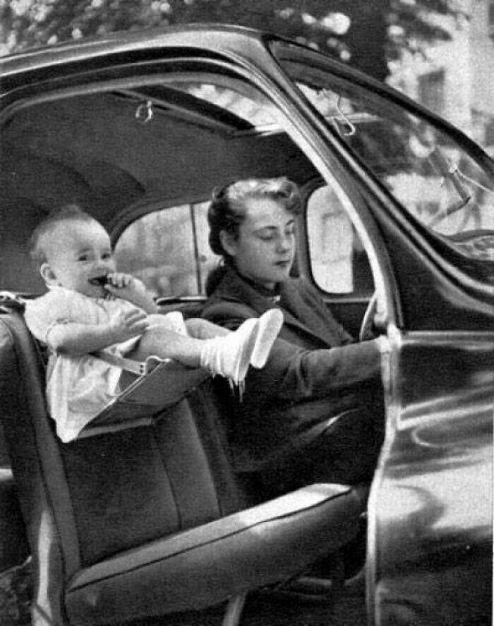 Vintage Photos That Are Absolutely Ridiculous Today