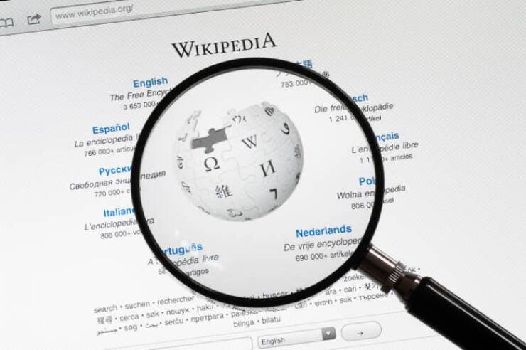 Lost in Wikipedia: Pages That Will Hook You For Hours