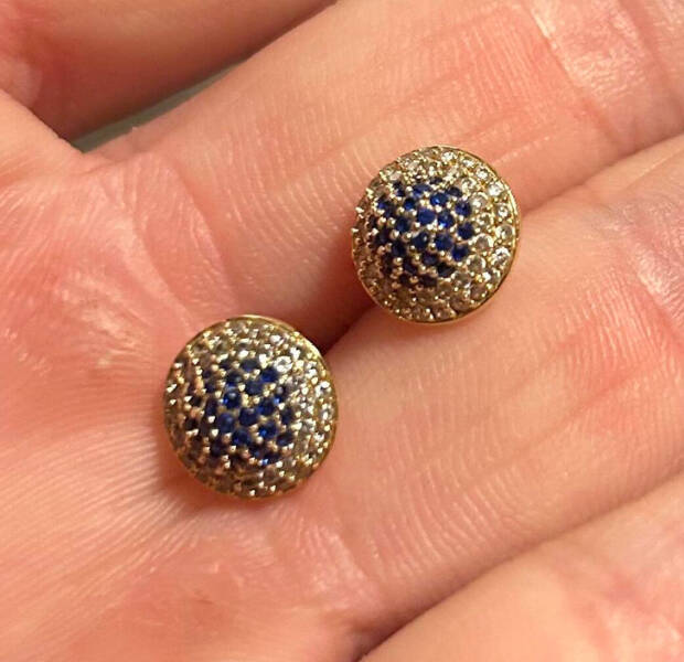 Surprising Discoveries: Unanticipated Treasures People Found On Their Beach Strolls