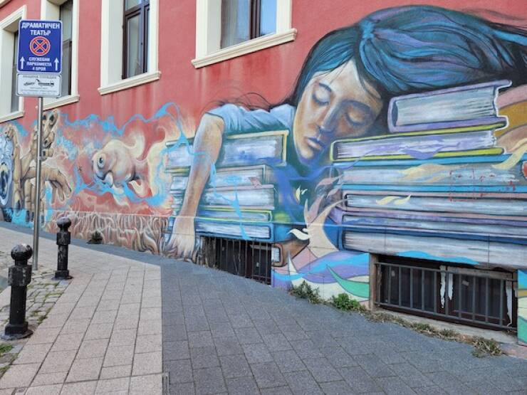 Mind-Blowing Graffiti And Street Art