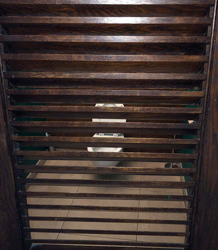 When Design Goes Wrong: People Share Dumb Decisions In Public Places