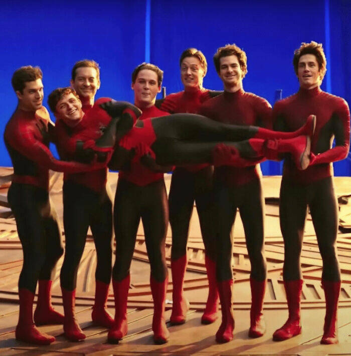 Behind The Velvet Curtain: Candid Shots Revealing The Unseen World Of Fame