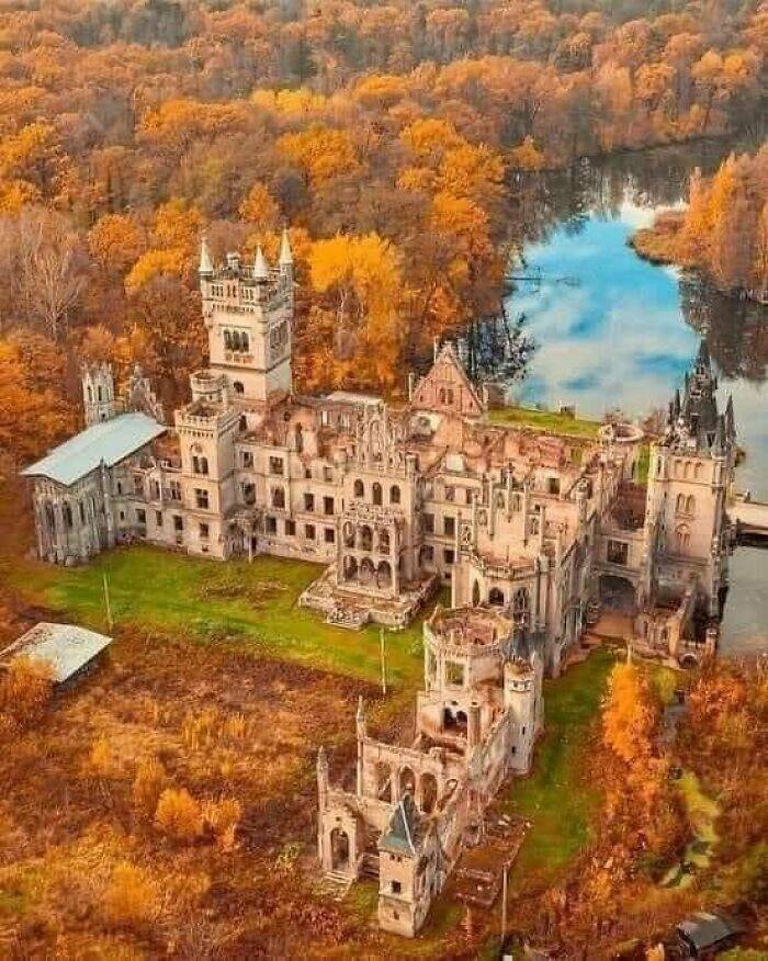 Hidden Treasures: Uncovering The Most Extraordinary Abandoned Homes Hidden Treasures: Uncovering The Most Extraordinary Abandoned Homes