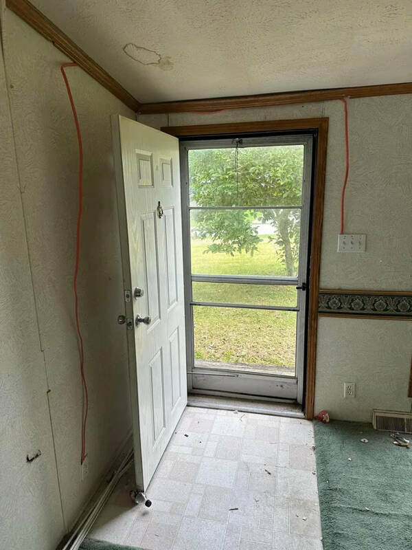 DIY Disasters: Why On Earth Would You Try That? DIY Disasters: Why On Earth Would You Try That?