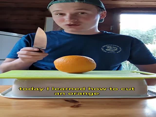 How To Cut An Orange Correctly