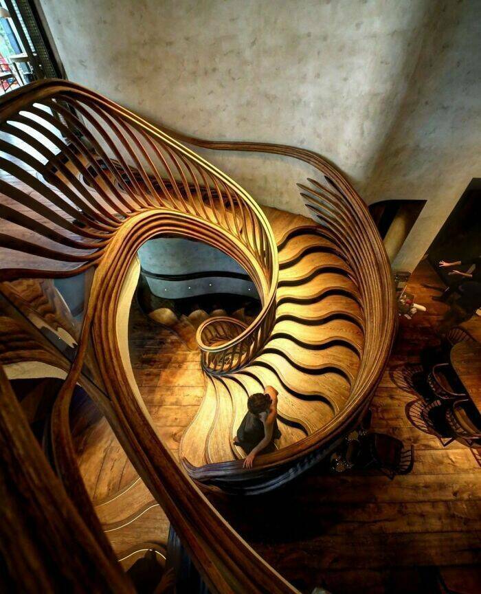 Masterpieces Of Timber: Extraordinary Woodworking Creations