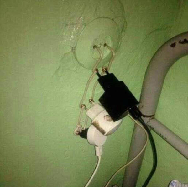 Life Hacks That Are More Hilarity Than Helpfulness Life Hacks That Are More Hilarity Than Helpfulness