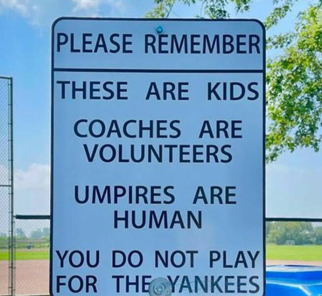 Wild Laughs: Discovering The Unexpected In Outdoor Signs Wild Laughs: Discovering The Unexpected In Outdoor Signs