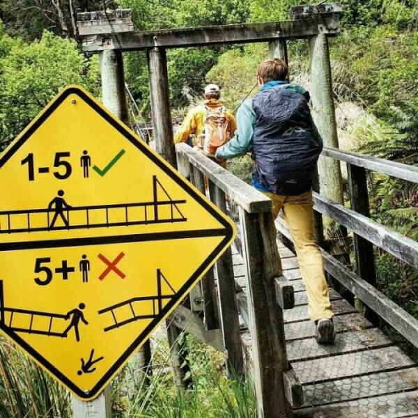 Laughable Signs: When Absurdity Takes The Stage
