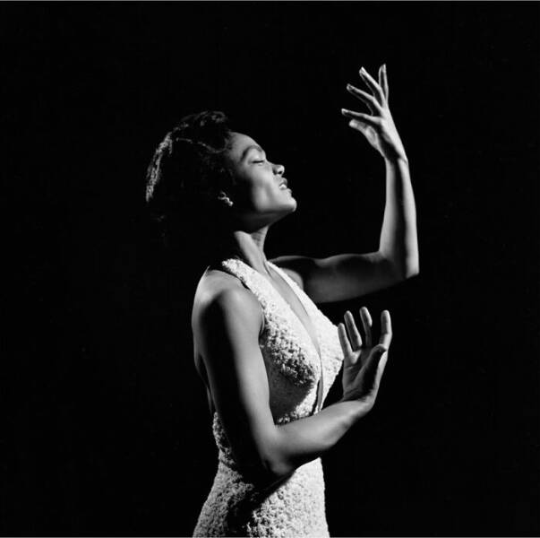 Unseen Moments: Outtakes From Philippe Halsmans Celebrity Portraits