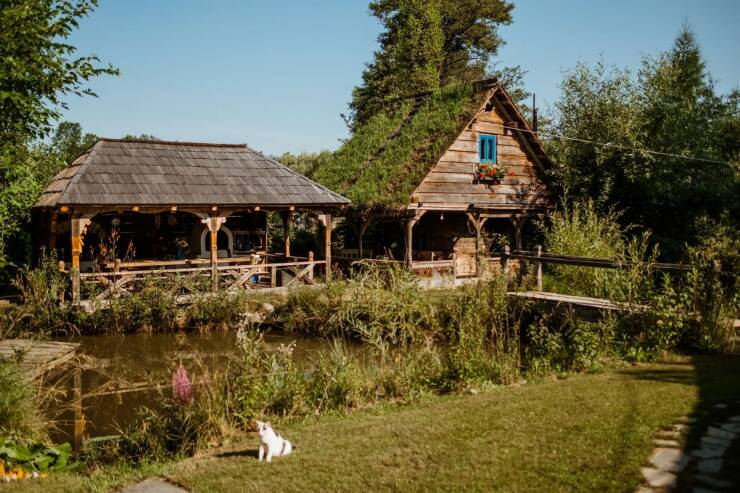 In Romania, A Village Is Being Sold For 750,000 Euros