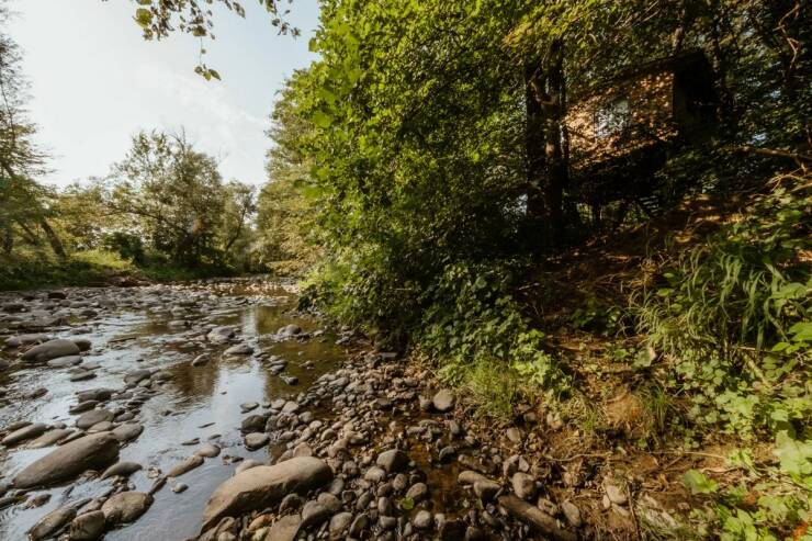 In Romania, A Village Is Being Sold For 750,000 Euros