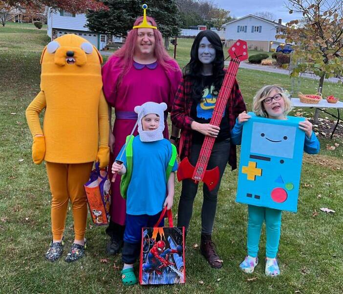 Little Halloween Legends: Kids With Epic Costumes